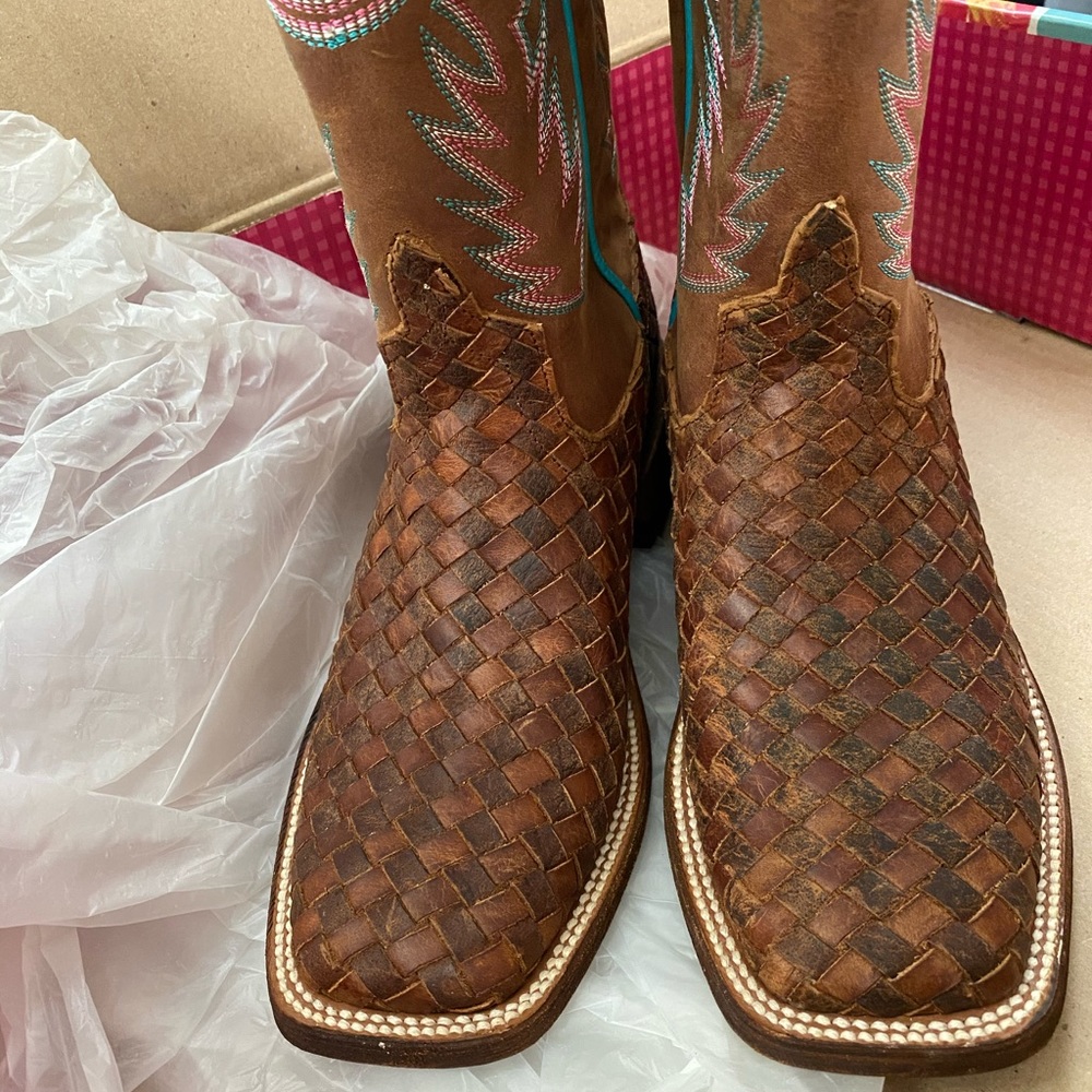 Square Toe Boots - Picture 3 of 4
